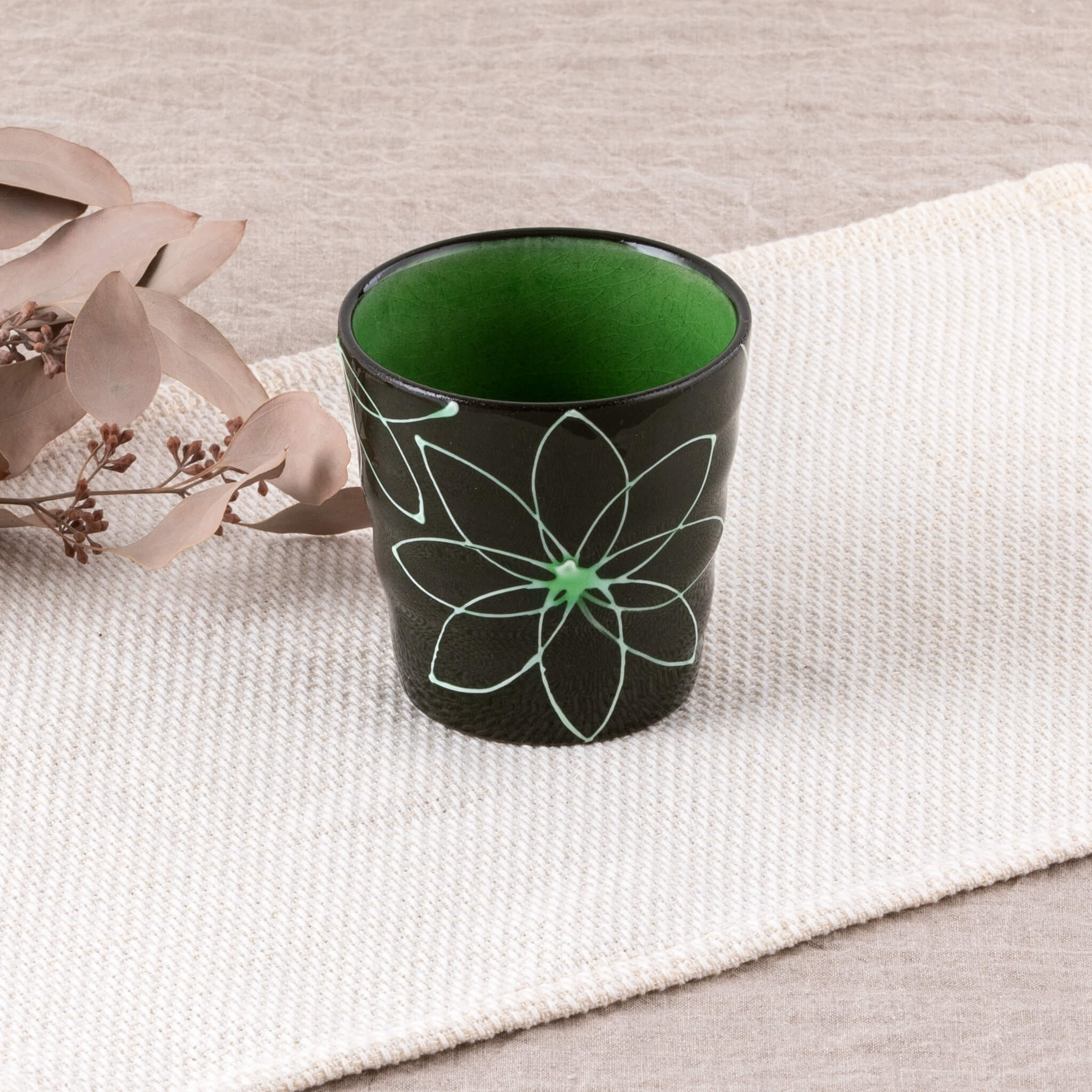 〔イッチン文　角瓶〕湯町窯 イッチン角瓶〕湯町窯